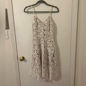 White lace dress size US 2